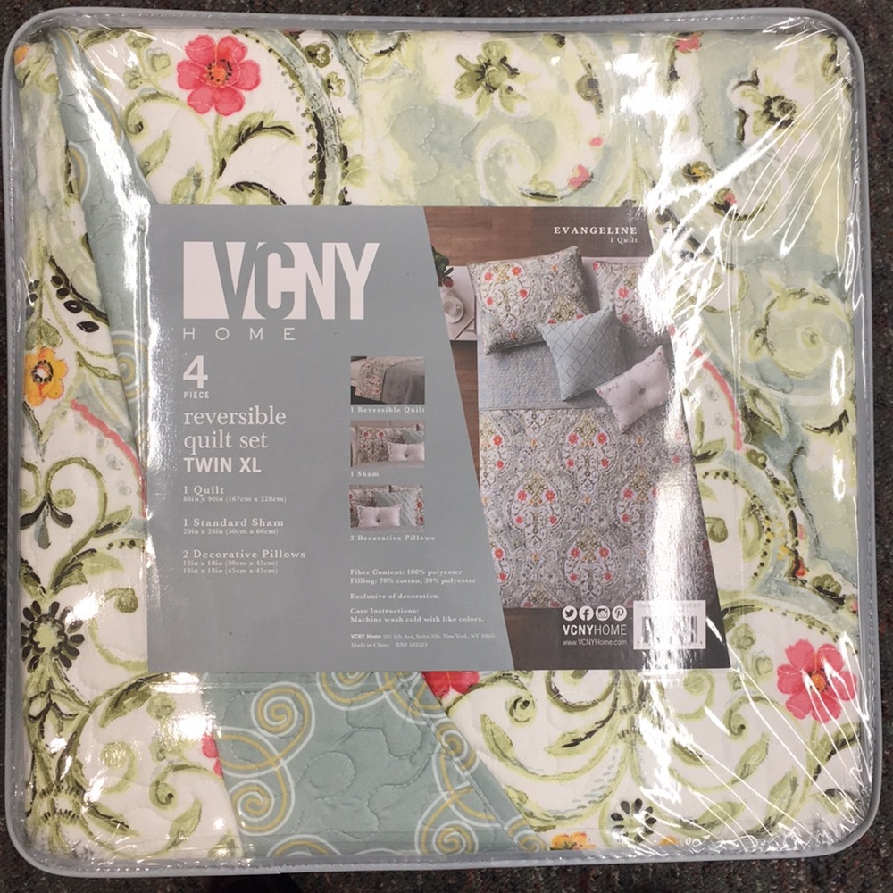 4 Pc Reversible Quilt Set twin xl